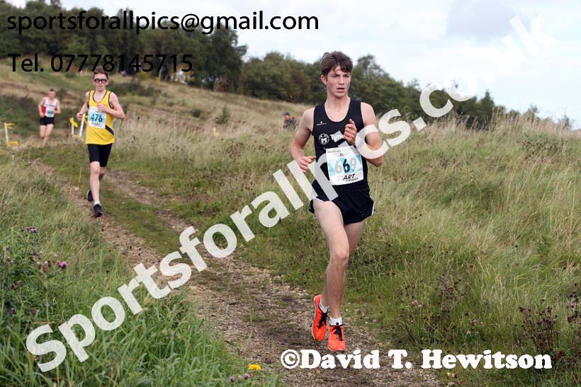 Boys under-15s Start Fitness North Eastern Harriers League, Wrekenton, Gateshead. Photo:  David T. Hewitson/Sports for All Pics